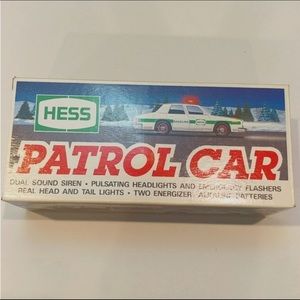 NWT Limited Edition 1993 Hess Patrol Car